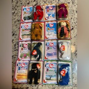 Beanie Baby International Bears